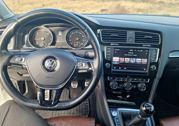 Volkswagen Golf cena 38900 przebieg: 304000, rok produkcji 2013 z Toruń małe 301